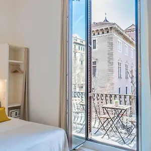 Feelathome Casa Bertrand , Barcelona Espanha