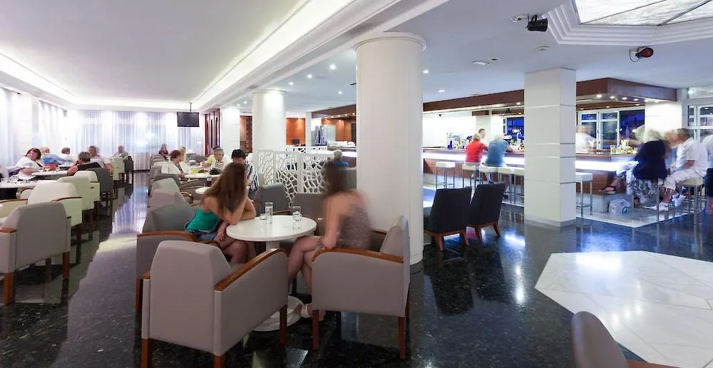 Hotel Mariant S'Illot  Spain